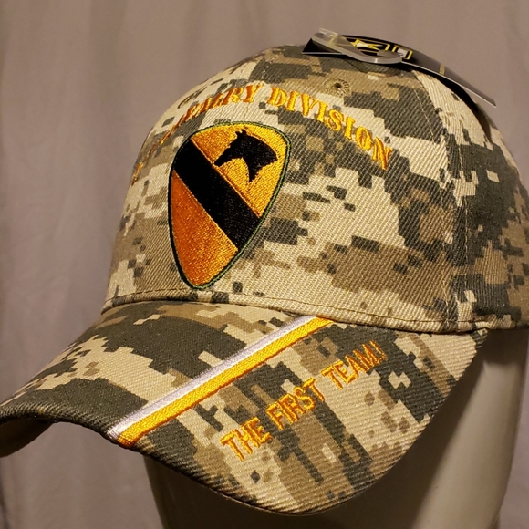MILITARY U.S. ARMY 1st CAVALRY DIVISION Hat - Picture 2 of 5